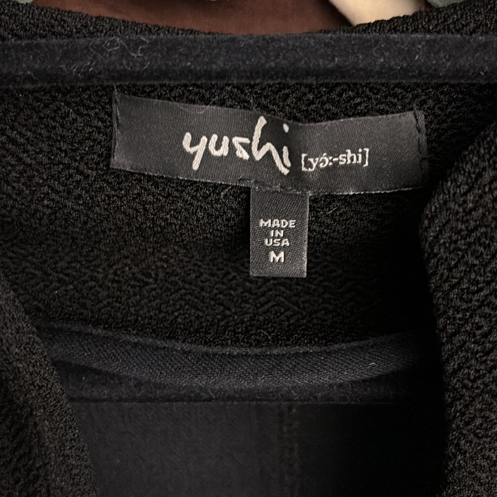 Incredible black & white high/low duster. Worn once so in “like new” condition. - Picture 6 of 6